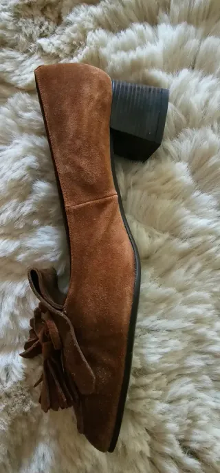 Zapatos Dibia Ante Marrón con Lazo