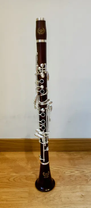 CLARINETE madera roja