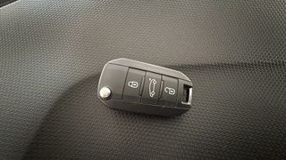 Opel Corsa 1.2 Turbo XHL Elegance 74 kW (100 CV)