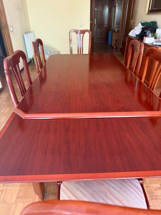 Mesa comedor extensible + 6 sillas madera oscura