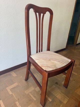 Mesa comedor extensible + 6 sillas madera oscura
