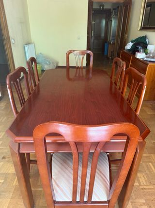 Mesa comedor extensible + 6 sillas madera oscura