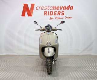 Piaggio VESPA GTS 125 SUPER