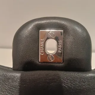 Bolso Chanel Piel Acolchado Negro