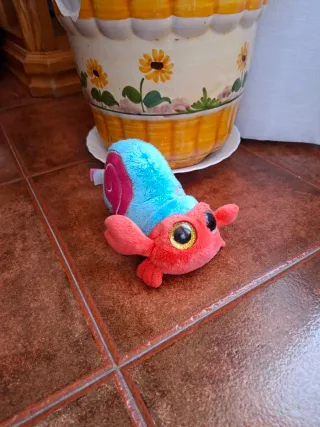 Peluche perro y caracol multicolor