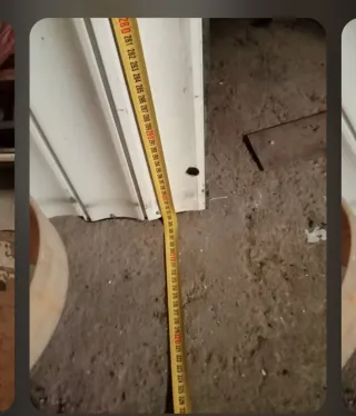 Puerta de garaje de persiana de unos 3,00 x 3,50.