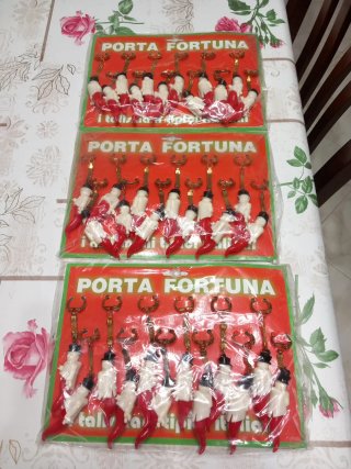 Portafortuna cornetti rossi e gobbetto
