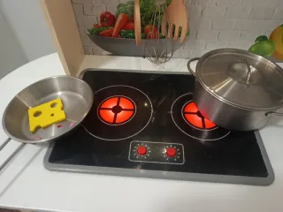 Cocinita de madera infantil