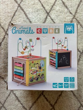 Cubo de actividades de madera