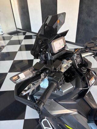 Honda X-ADV 750 Negra/Gris