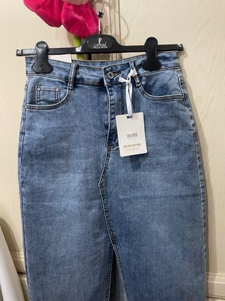 Gonna jeans lunga con spacco