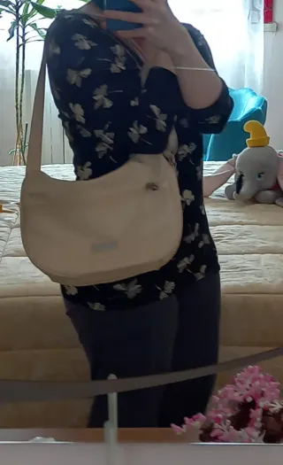 Borsa a tracolla mezzaluna Solo Soprani