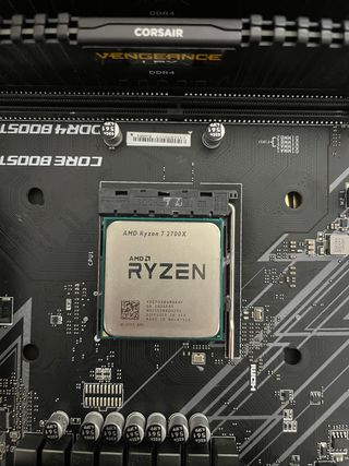Procesador AMD Ryzen 7 2700X 3.7 GHz