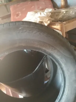 Neumático de coche
