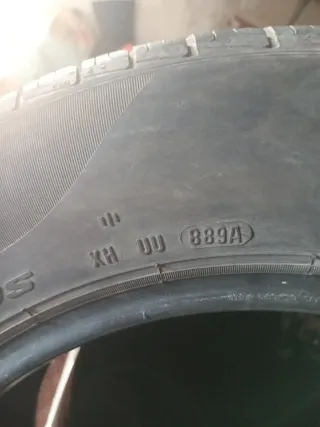 Neumático de coche
