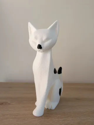 Figura decorativa gato – diseño moderno