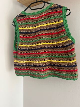 Chaleco Zara rayas crochet