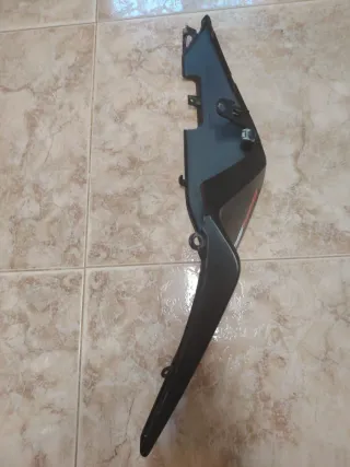 Tapa Lateral Aprilia RS 125 Izquierda y Derecha