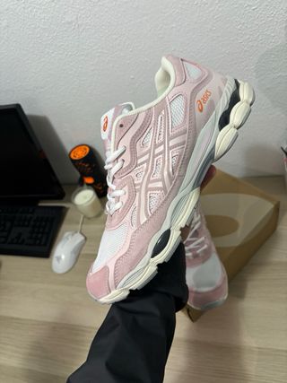 Zapatillas Asics Gel NYC Rosas Talla 44