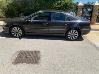 Volkswagen Phaeton 2012