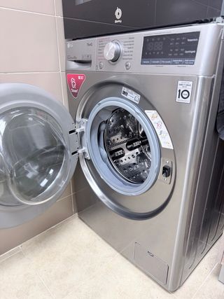 Lavavajillas lavadora horno,y microondas nuevo