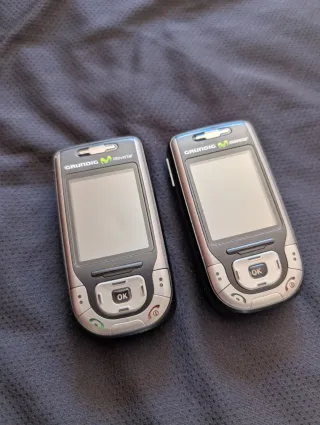 Móvil Grundig G402i Plata/Negro