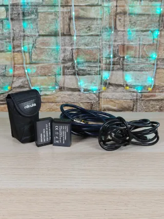 Cámara Canon EOS 200D + objetivo 18-55mm IS