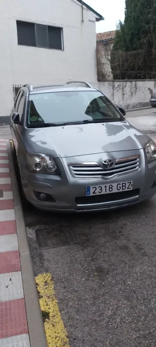 Toyota Avensis 2008