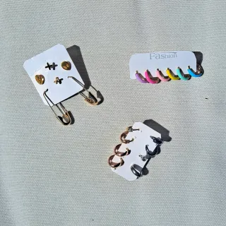 Lote conjunto pendientes y aros de metal variados