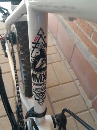 Bicicleta Infantil B TWIN Rockrider 300