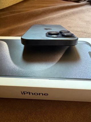iPhone 15 Pro Max Negro titanium