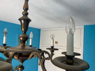 Lámpara de techo metal dorada