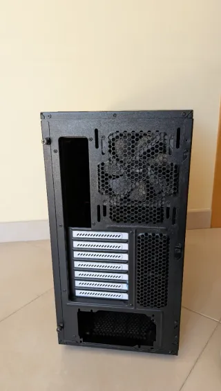 Caja PC Fractal Design R5