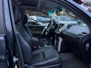 TOYOTA Land Cruiser 3.0 D4D LIMITED AUTO