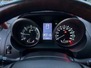 TOYOTA Land Cruiser 3.0 D4D LIMITED AUTO