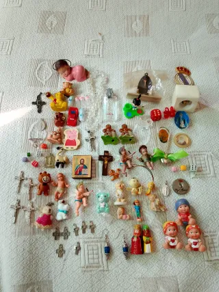 Lote de figuras y miniaturas religiosas