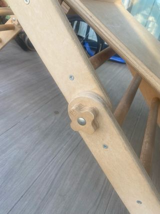 Triangolo Pikler smontabile in legno