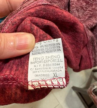 Jersey cuello alto rojo y blanco