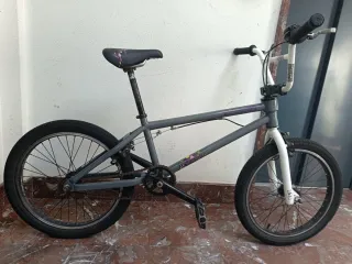 Bicicleta Mondraker Juvenil Grigia