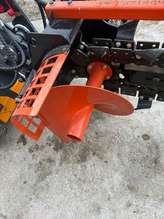 Zanjadora para minicargadora