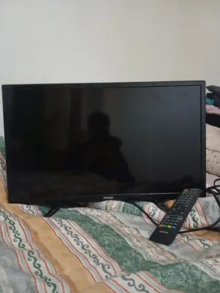 Televisor Magna 24 negro