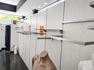 Estanterías modulares comerciales 60cm