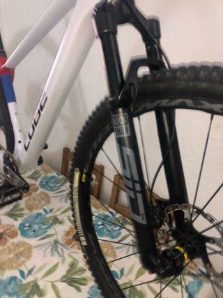 Bicicleta: CUBE Elite Pro carbono C68 2024