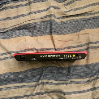 TESmart KVM Switch