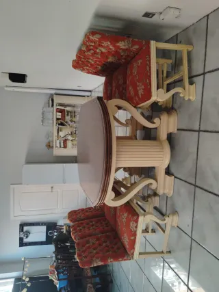 Mesa de comedor nogal y 6 sillas