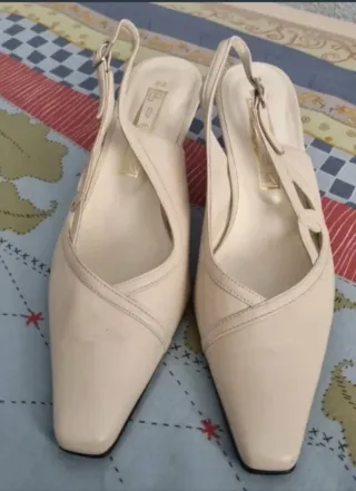 Zapatos blancos slingback