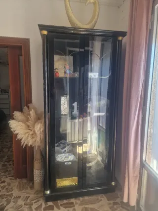 Vetrina vintage in legno e vetro