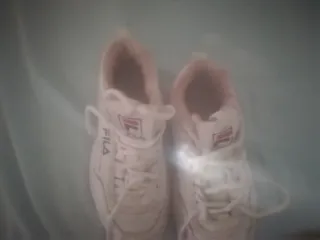 Fila Tenis Mujer Rosa y Blanco