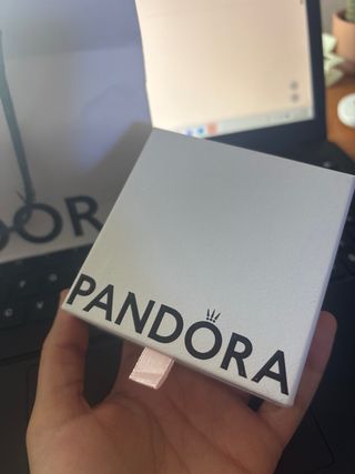 Pulsera Pandora Bañada en Oro con flor