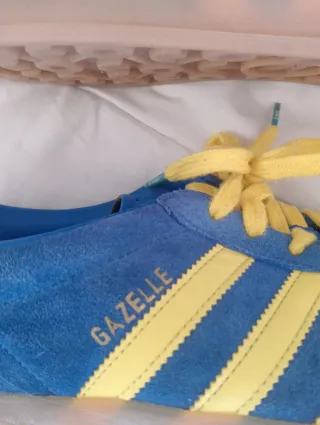 Zapatillas Adidas Gazelle Clásicas Azul/Amarillo